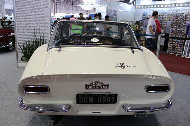 G1 - Carro de corrida de 1924 é atração entre clássicos no ExpoShow -  notícias em AutoEsporte ExpoShow 2014